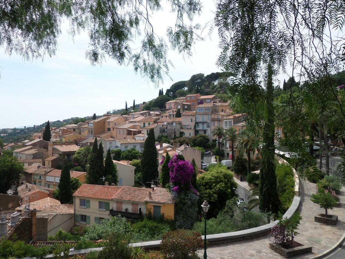 T2 Terrasse, Bormes Les Mimosas La Faviere, 5 Pers, 5 Mn A Pieds Des Plages Et Commerces Buitenkant foto